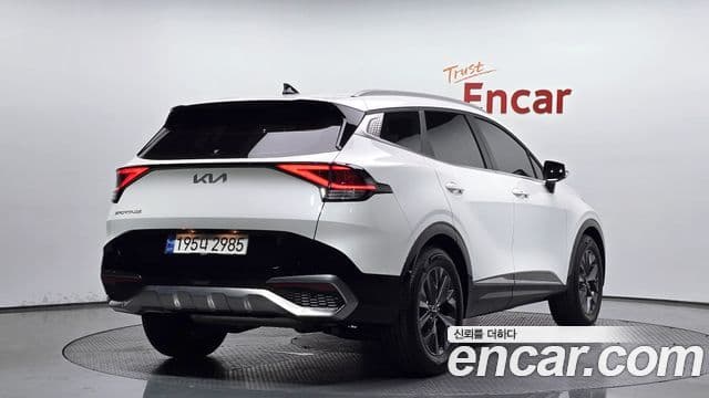 Kia Sportage 2023 — Şəkil 2/20