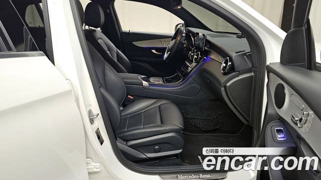 Mercedes-Benz GLC-Class 2020 — ფოტო 11/20