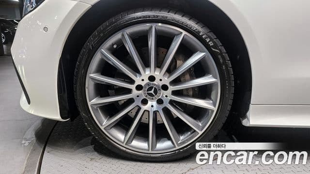 Mercedes-Benz E-Class 2023 — фото 5 из 20