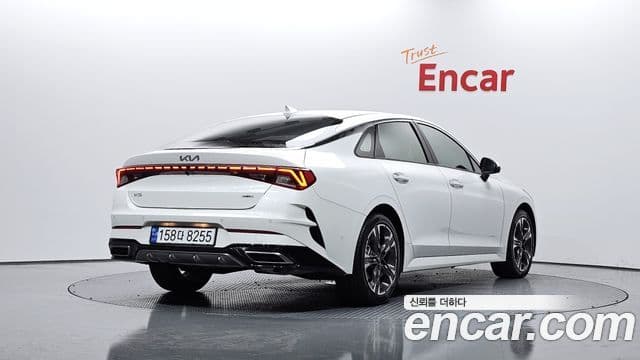 Kia K5 2023 — Şəkil 2/20