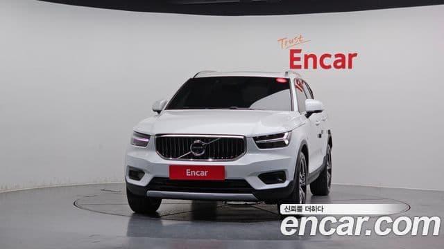 Volvo XC40 2021 — Şəkil 3/20