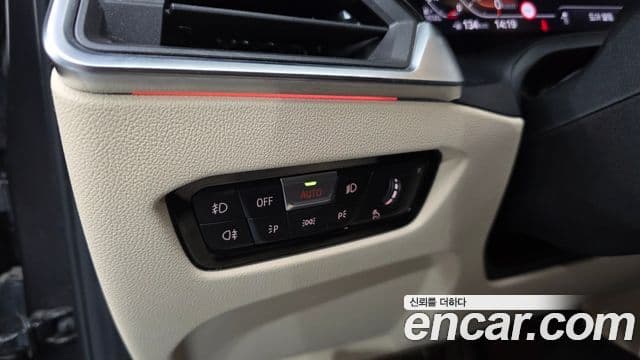 BMW 3 Series 2022 — фото 16 из 20