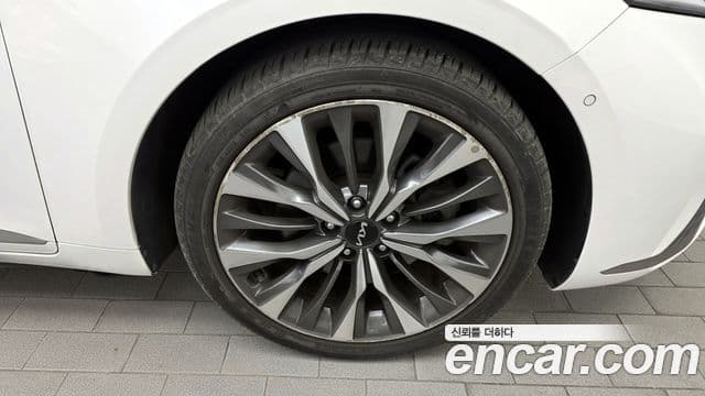 Kia K8 2021 — ფოტო 5/20
