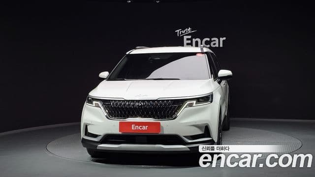 Kia Carnival 2021 — Фото 3/20
