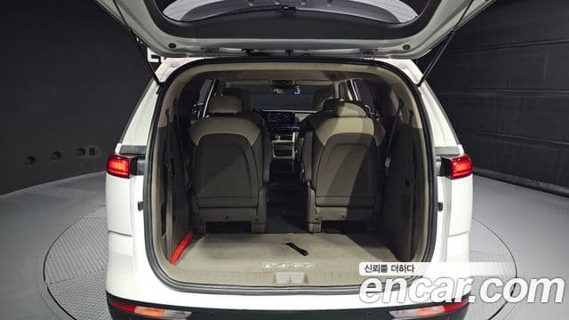 Kia Carnival 2021 — Фото 20/20