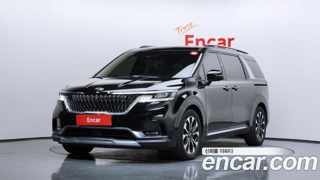 Kia Carnival 2020 — Фото 1/20