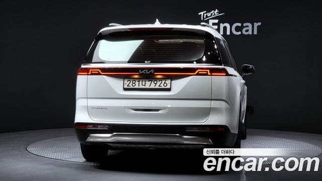 Kia Carnival 2022 — Фото 4/20