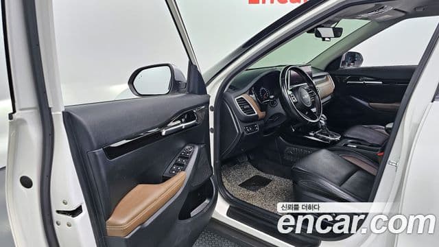 Kia Seltos 2021 — Şəkil 9/20