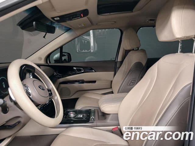 Kia Carnival 2021 — Şəkil 10/20