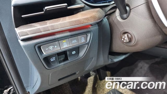 Genesis Electrified G80 2020 — Şəkil 12/20