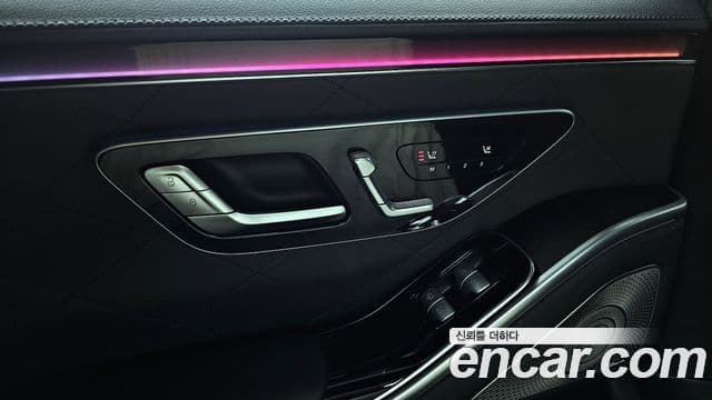 Mercedes-Benz S-Class 2022 — Photo 6/20