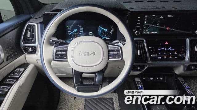 Kia Sorento 2023 — Şəkil 14/20
