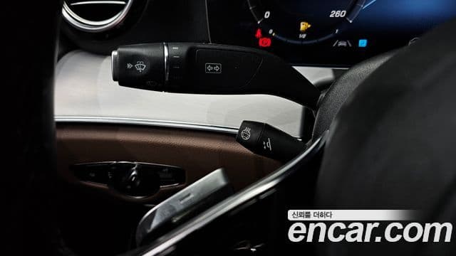 Mercedes-Benz E-Class 2020 — фото 17 из 20