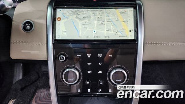 Land Rover Discovery Sport 2021 — фото 13 из 20