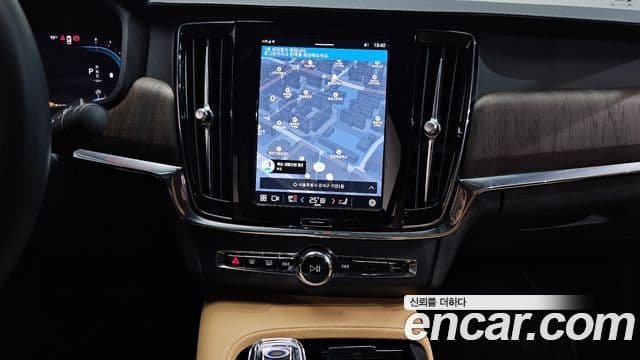 Volvo S90 2022 — Şəkil 14/20