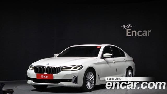 BMW 5 Series 2020 — Фото 9/20