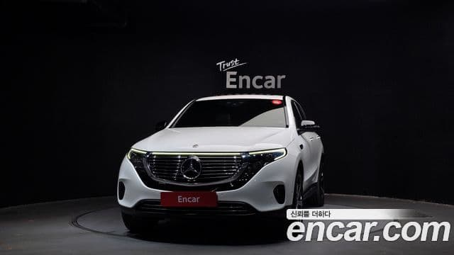 Mercedes-Benz EQC 2020 — Photo 15/20
