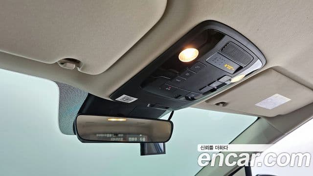 Kia Carnival 2021 — Şəkil 16/20