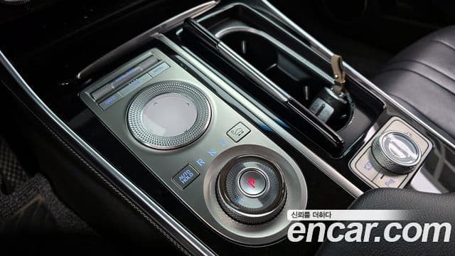Genesis GV80 2020 — ფოტო 9/20