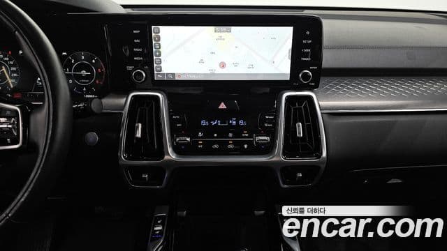 Kia Sorento 2021 — Şəkil 16/20