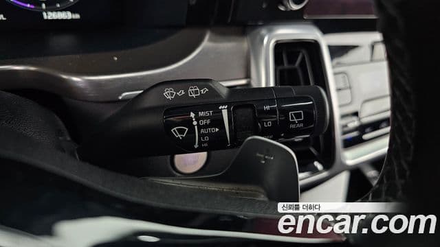 Kia Sorento 2021 — фото 17 из 20