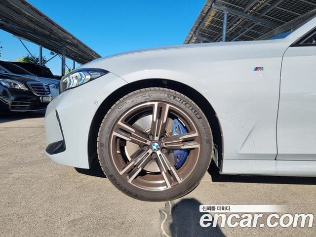 BMW 3 Series 2025 — Şəkil 2/18