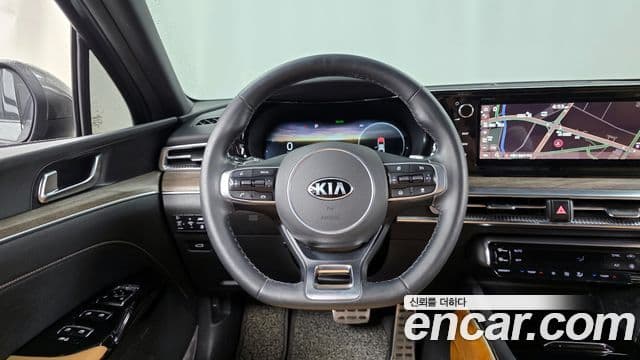 Kia K5 2020 — ფოტო 13/20