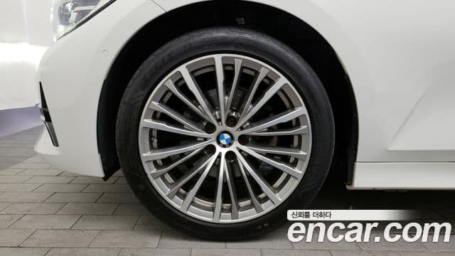 BMW 3 Series 2020 — фото 5 из 20