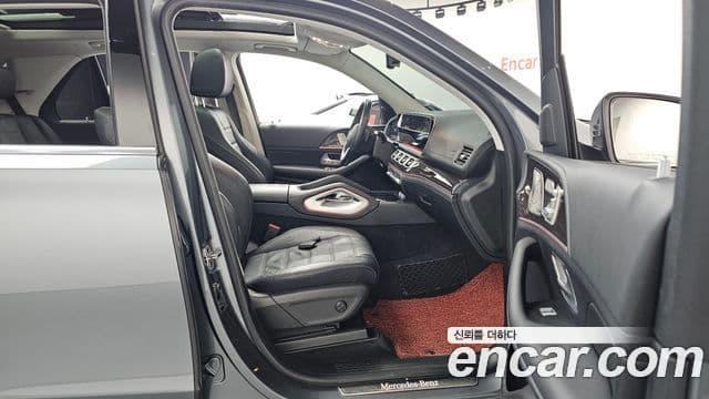 Mercedes-Benz GLE-Class 2021 — Şəkil 9/20