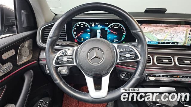 Mercedes-Benz GLE-Class 2021 — Şəkil 8/20
