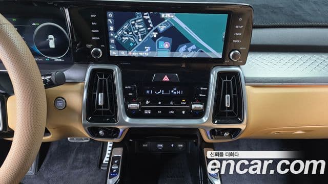 Kia Sorento 2022 — Şəkil 14/20