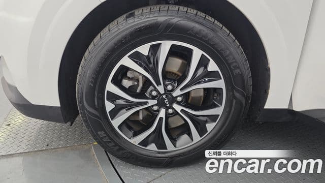 Kia Carnival 2023 — Şəkil 5/20