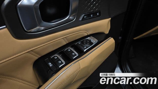 Kia Sorento 2022 — ფოტო 17/20