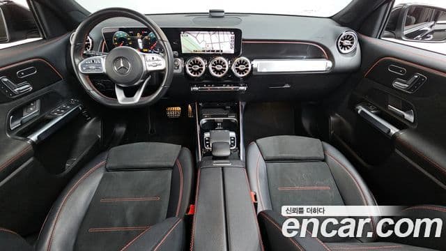 Mercedes-Benz GLB-Class 2020 — Şəkil 7/20
