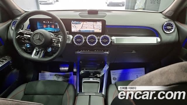 Mercedes-Benz GLB-Class 2025 — Şəkil 10/18