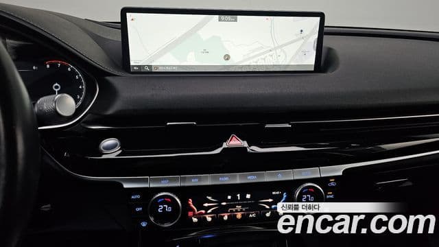 Genesis Electrified G80 2020 — Şəkil 15/20