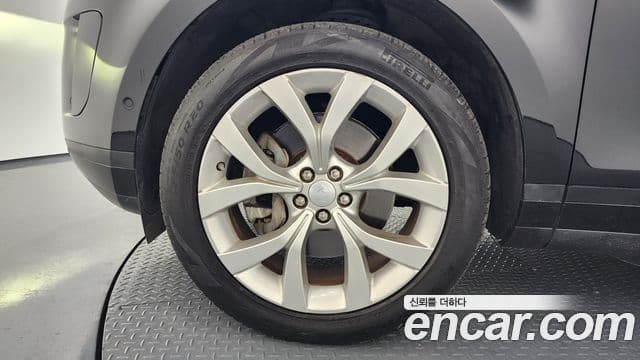 Land Rover Range Rover Evoque 2020 — фото 5 из 20