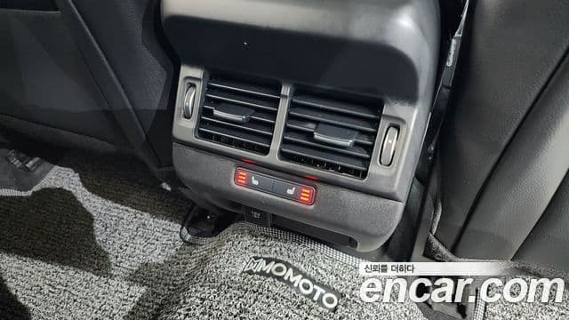 Land Rover Range Rover Evoque 2020 — ფოტო 18/20