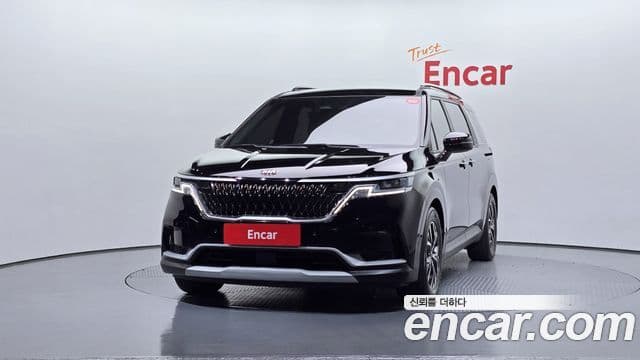 Kia Carnival 2021 — ფოტო 3/20
