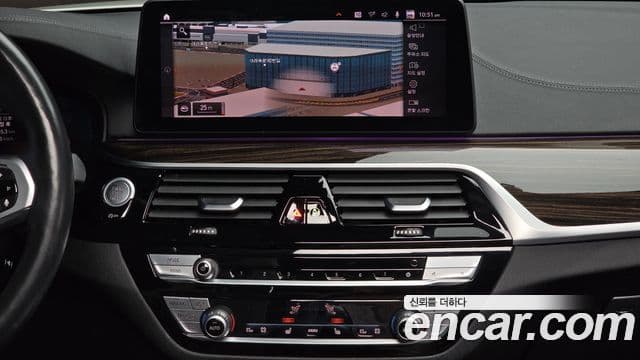 BMW 5 Series 2021 — Фото 14/20