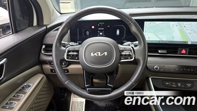 Kia Carnival 2024 — ფოტო 13/20