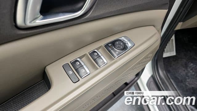 Kia Carnival 2024 — фото 14 из 20
