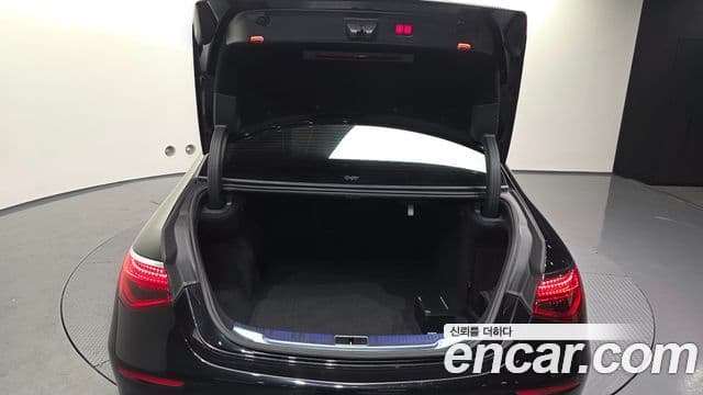 Mercedes-Benz S-Class 2022 — ფოტო 20/20