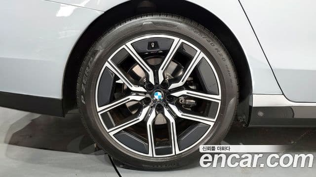 BMW 7 Series 2023 — Şəkil 5/20