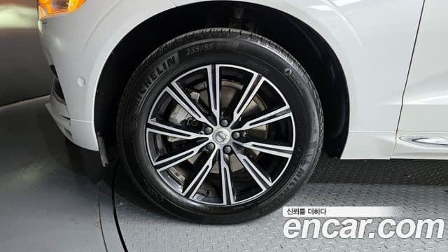 Volvo XC60 2020 — фото 5 из 20