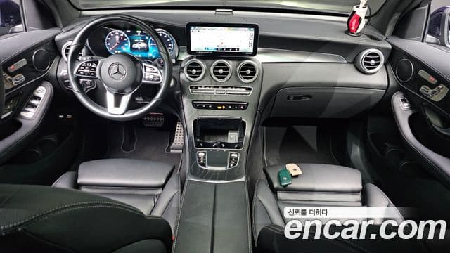Mercedes-Benz GLC-Class 2023 — ფოტო 7/20