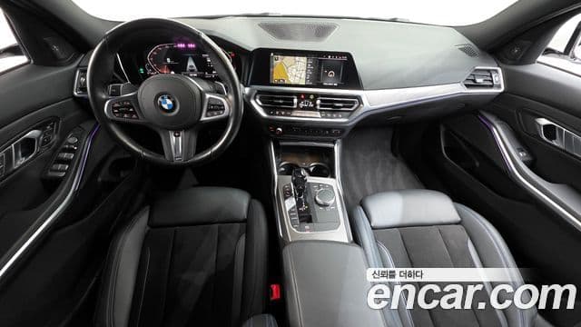 BMW 3 Series 2021 — ფოტო 6/20
