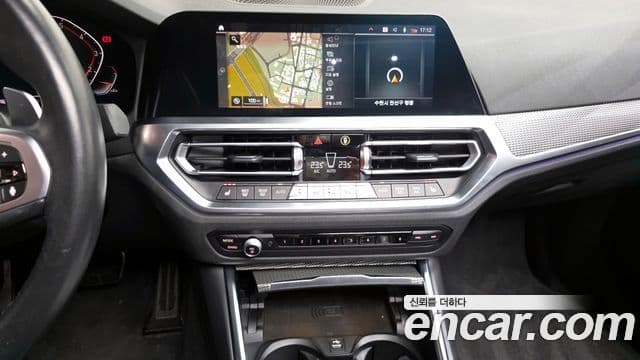 BMW 3 Series 2021 — ფოტო 14/20