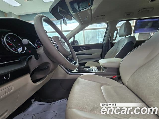 Kia Carnival 2021 — Şəkil 7/20