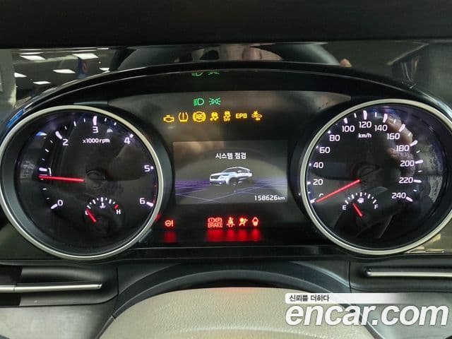 Kia Carnival 2021 — Şəkil 14/20